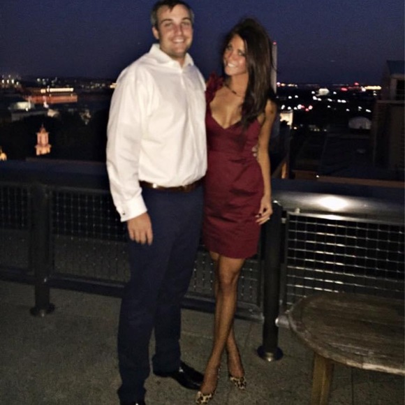 Red Dress size 6 - Picture 1 of 5